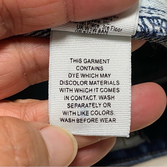 Free People Shorts Womens Size 26 Dark wash Loving Good Vibrations Cut Off Short - Picture 11 of 14